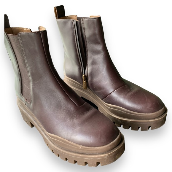 Vionic Shoes - VIONIC Lugged Soled Leather Karsen Chelsea Boots 9.5 Waterproof Arch Support